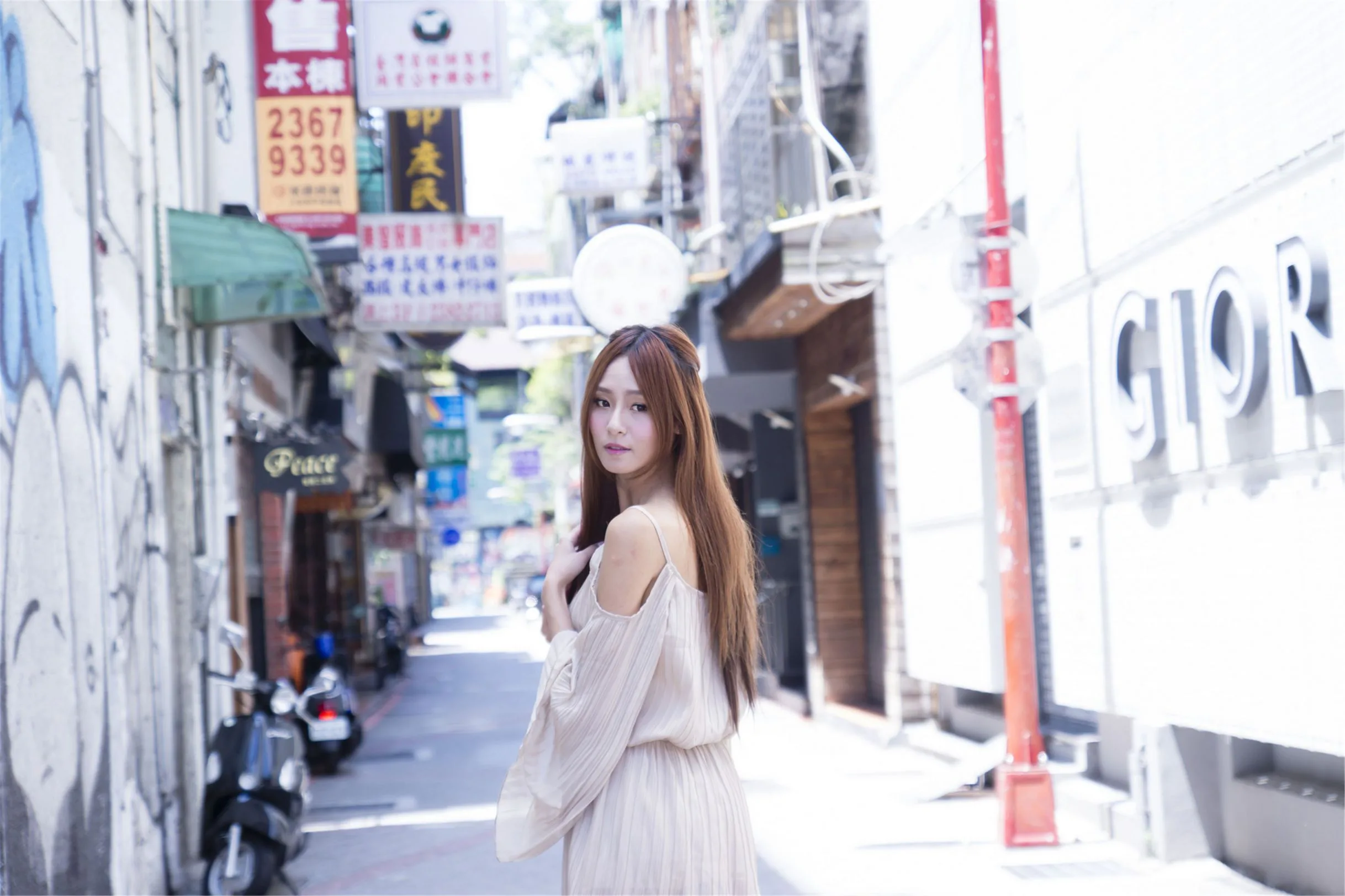 [Buổi chụp ảnh ngoài trời của Beautyleg] Winnie Xiaoxue - Bộ ảnh phong cách đường phố dưới ánh nắng mặt trời độ phân giải cực cao - 16