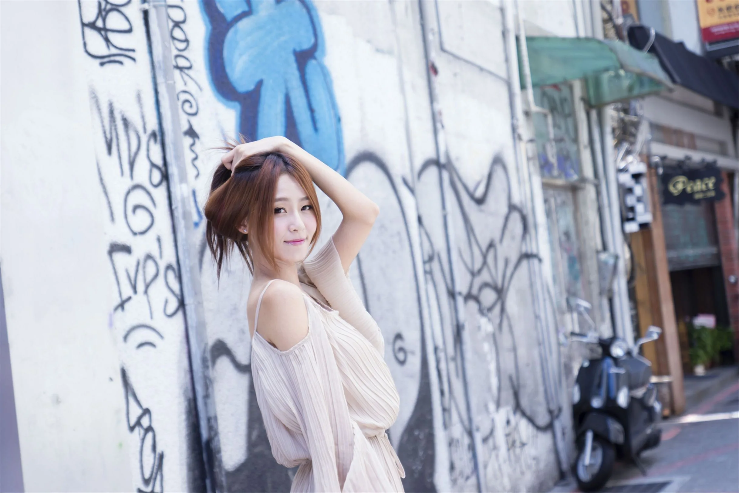 [Buổi chụp ảnh ngoài trời của Beautyleg] Winnie Xiaoxue - Bộ ảnh phong cách đường phố dưới ánh nắng mặt trời độ phân giải cực cao - 18