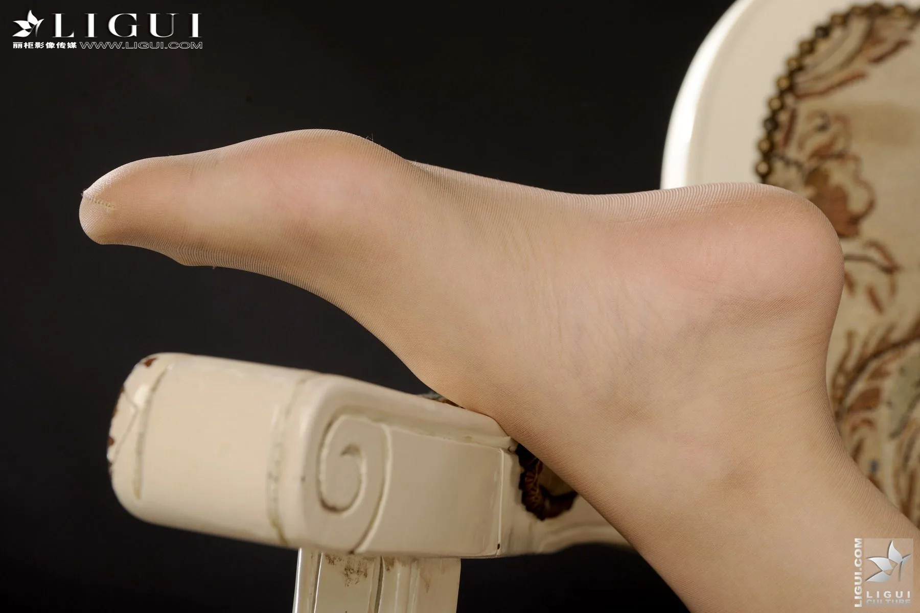 [Ligui] Tina - Đôi tất lụa quyến rũ của cô thư ký - 22