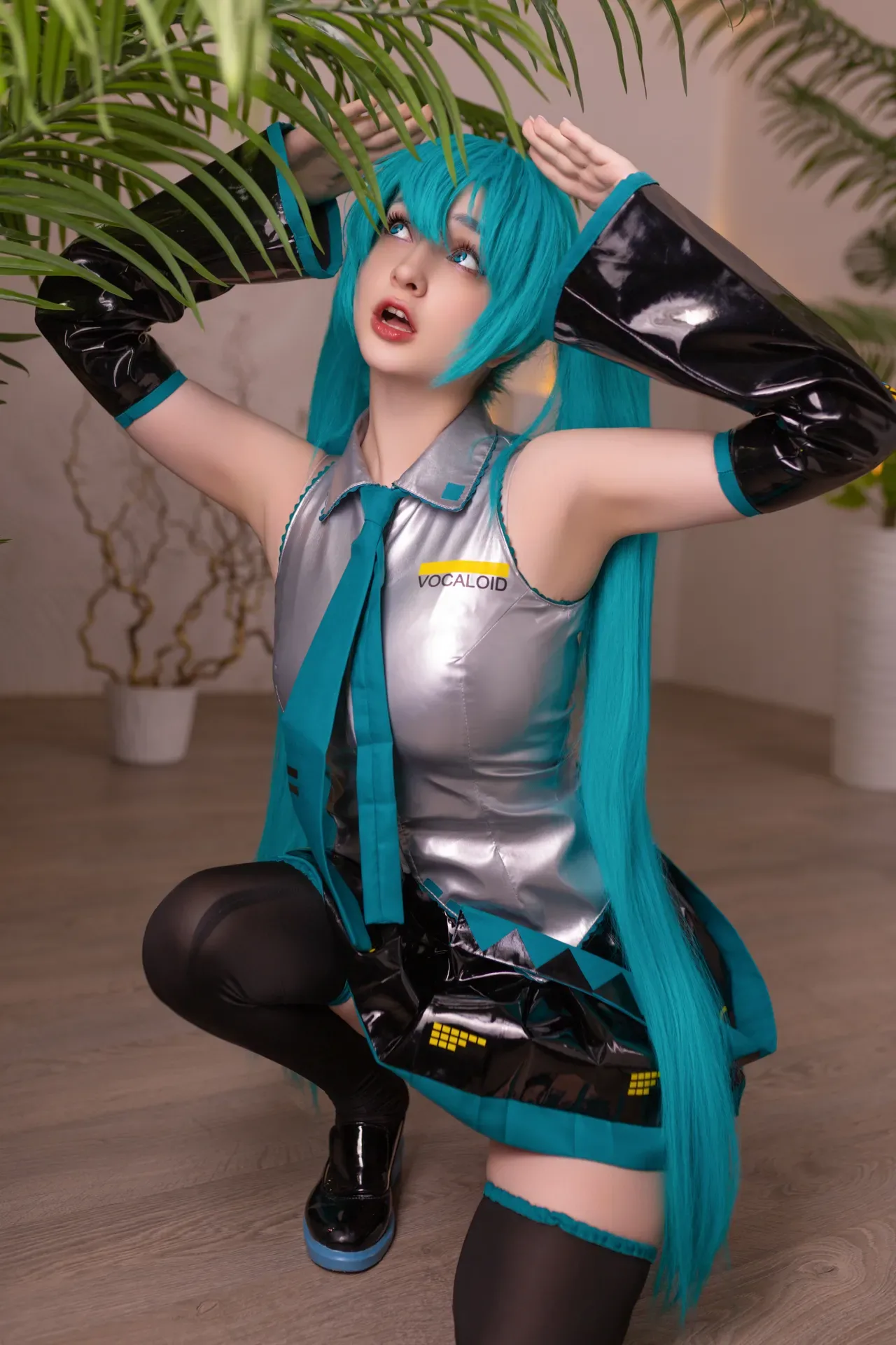 Hologana Miku - 12