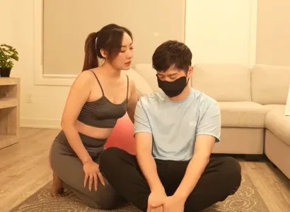 Vụng trộm với nữ huấn luyện viên yoga cực ngon